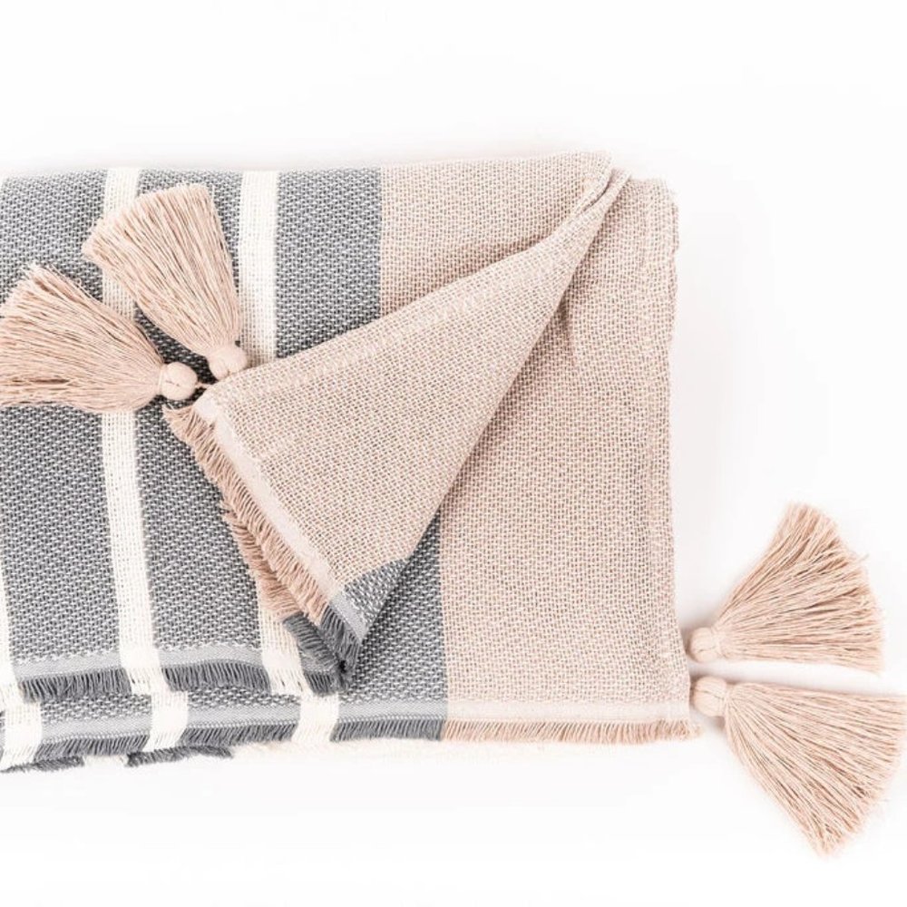 Imani Collective Throw Blanket - Thumbnail 3